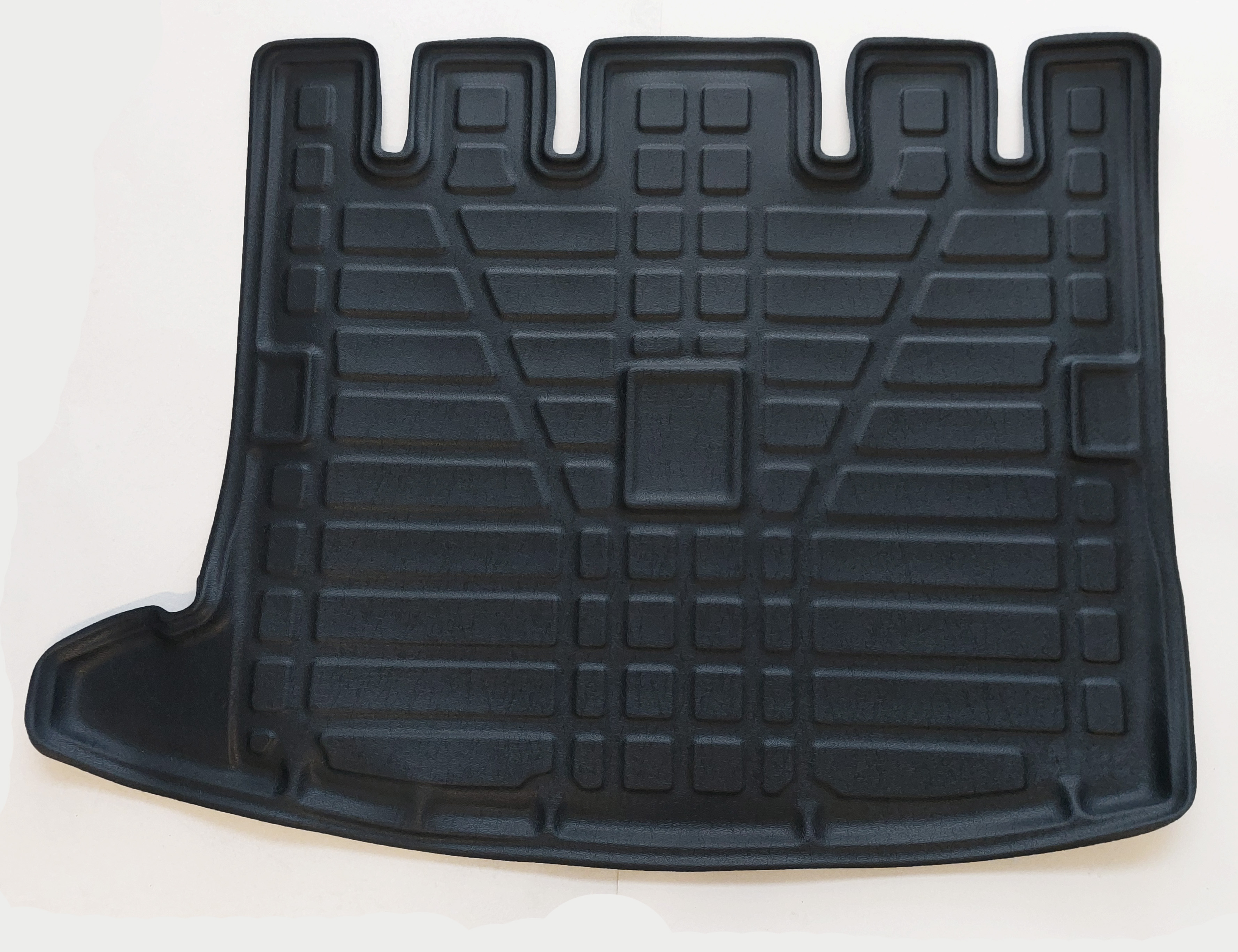 Kofferraumwanne Dacia Jogger Frontaufnahme einer Kofferraumwanne für Dacia Jogger.