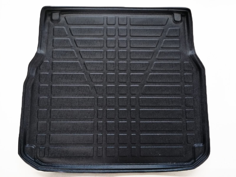 Kofferraumwanne Mercedes S206 Frontaufnahme einer Kofferraumwanne für Mercedes S206.