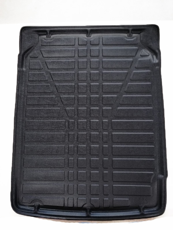 Kofferraumwanne BMW F06 F13 Frontaufnahme einer Kofferraumwanne für BMW F06 F13.